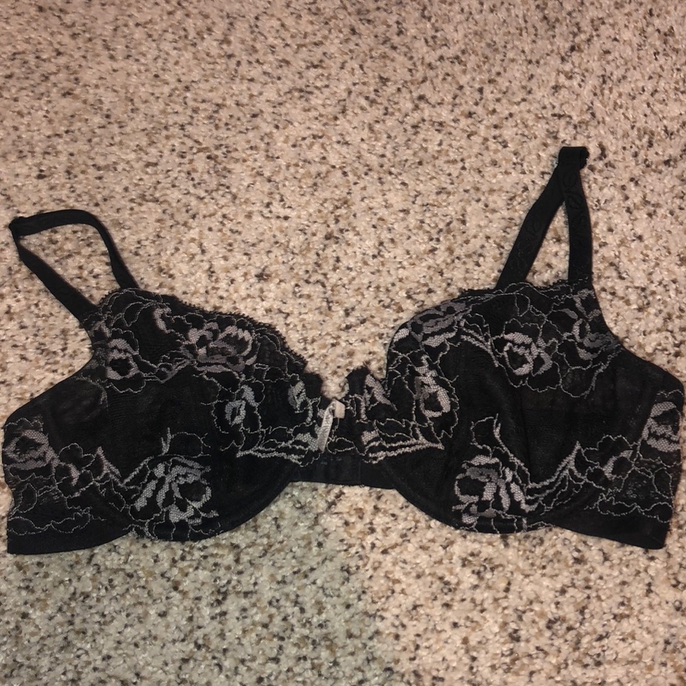 White and black late bralette w/ underwire